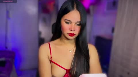 Snapshot of thalia_houston69 chatting on 05.16.26 Ms. Thalia online show from 05.16.26