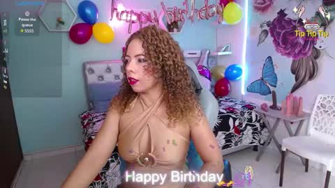 Snapshot of thalia_mills19 chatting on 05.24.26 Andrea online show from 05.24.26