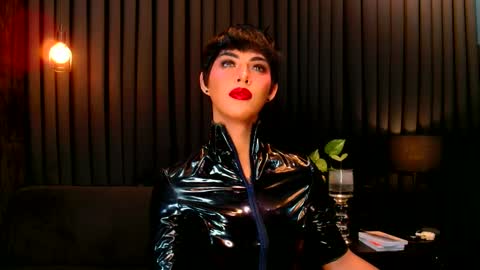 Snapshot of thalia_saint chatting on 01.31.25 Thalia Saint online show from 01.31.25