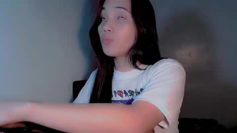 Snapshot of thalia_sunshine chatting on 02.10.25 Thalia online show from 02.10.25