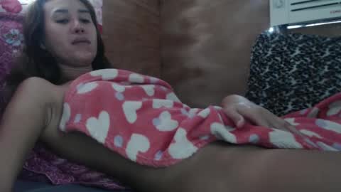 Snapshot of thaliaisslut chatting on 01.15.25 thalia powers online show from 01.15.25