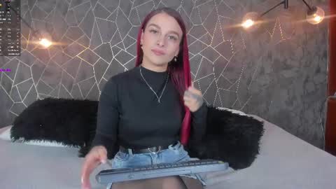 THALIRA ANGELS online show from 07.11.26