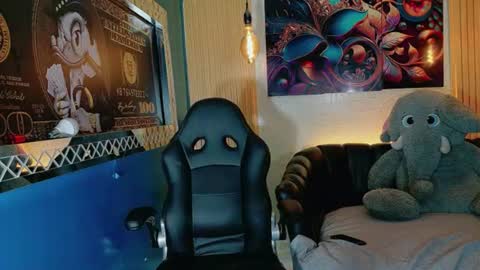 Snapshot of thamara_roberts chatting on 07.18.26 thamara_roberts online show from 07.18.26