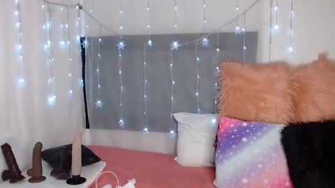 Snapshot of thamarar chatting on 01.17.26 Thamara online show from 01.17.26