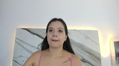 Thamy online show from 09.28.25