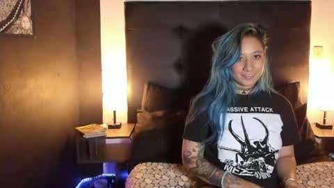 Thamy online show from 08.06.26