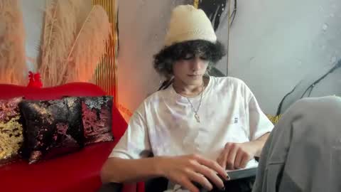 thanier_18 online show from 06.08.26