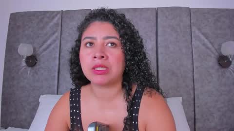 Snapshot of thara_webstter chatting on 02.09.26 thara webstter online show from 02.09.26