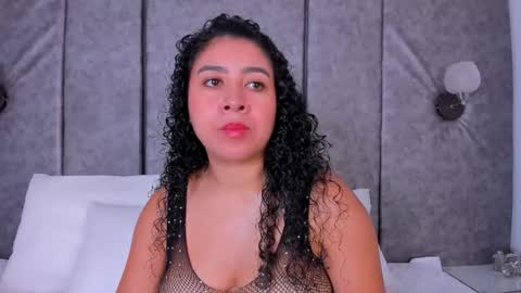 Snapshot of thara_webstter chatting on 03.10.26 thara webstter online show from 03.10.26