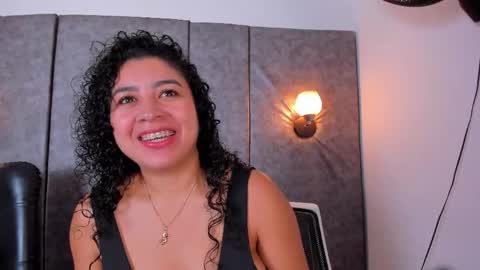 thara webstter online show from 05.04.26
