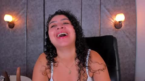 Snapshot of thara_webstter chatting on 06.06.26 thara webstter online show from 06.06.26