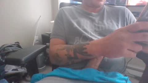 A guy online show from 09.23.25