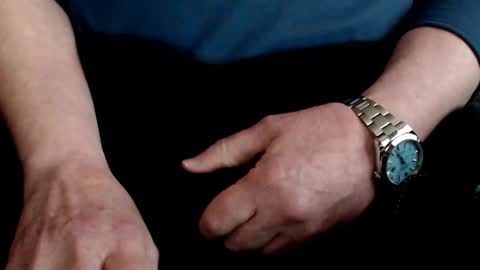 Snapshot of the1pocketrocket chatting on 03.01.25 the1pocketrocket online show from 03.01.25