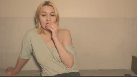 Eva online show from 10.18.25