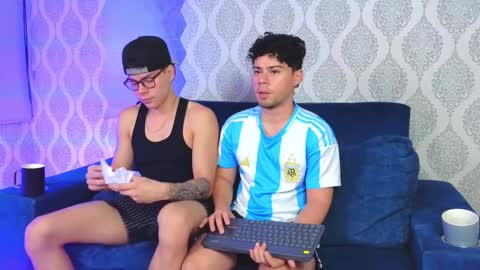 Ithan and Leo online show from 10.02.25