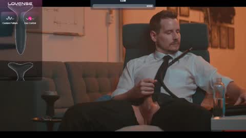 Snapshot of the_dilf chatting on 02.11.25 The DILF -  online show from 02.11.25