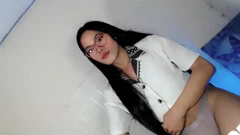 the_horny_bella online show from 03.17.26
