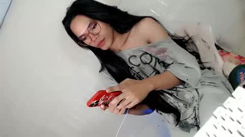 the_horny_bella online show from 04.24.26