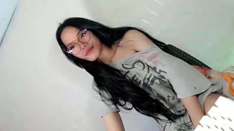 the_horny_bella online show from 04.25.26
