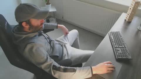 Snapshot of the_sensual_masturwait chatting on 01.16.26 the_sensual_masturwait online show from 01.16.26