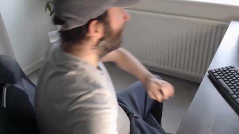 Snapshot of the_sensual_masturwait chatting on 01.19.26 the_sensual_masturwait online show from 01.19.26