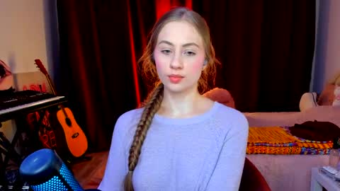 Ally    STREAMING ON TWITCH NOW Check my Twitter for updates online show from 05.11.26