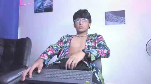 Snapshot of the_weed_guys chatting on 01.20.25 Danny online show from 01.20.25