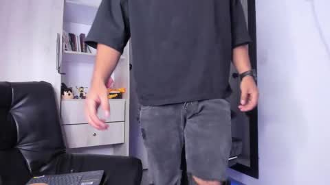 Snapshot of the_weed_guys chatting on 11.09.25 Danny online show from 11.09.25