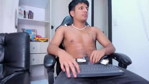 Snapshot of the_weed_guys chatting on 12.02.25 Danny online show from 12.02.25