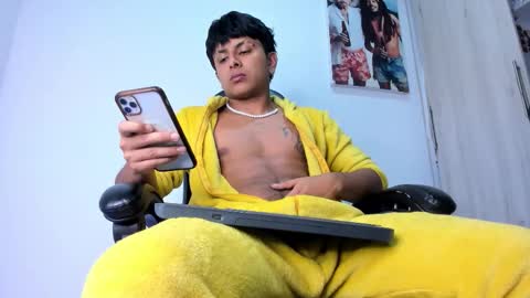 Snapshot of the_weed_guys chatting on 01.10.26 Danny online show from 01.10.26