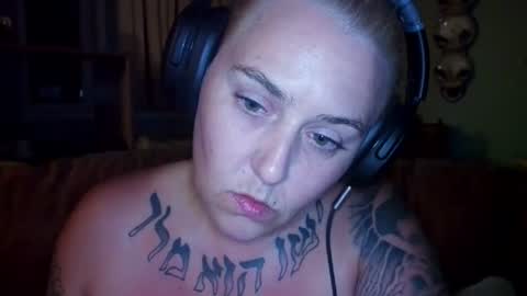 theauroramae -  online show from 07.07.26