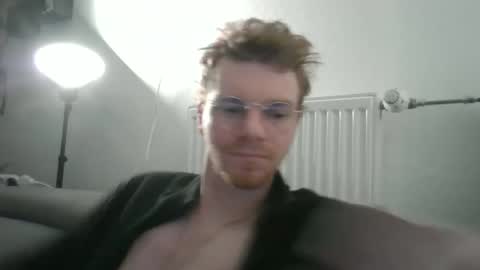 Snapshot of thebatguuy chatting on 01.11.25 thebatguuy online show from 01.11.25