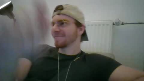 Snapshot of thebatguuy chatting on 01.25.25 thebatguuy online show from 01.25.25