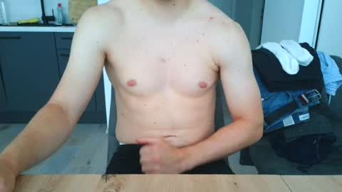 thecuteguy144949 online show from 06.18.26