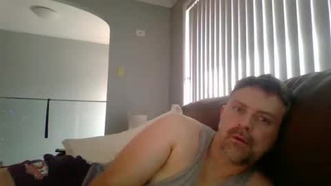 Snapshot of thedalenator chatting on 11.23.25 thedalenator online show from 11.23.25