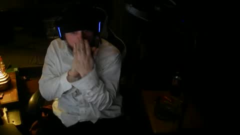 Snapshot of thedemonlord93 chatting on 12.14.25 thedemonlord93 online show from 12.14.25