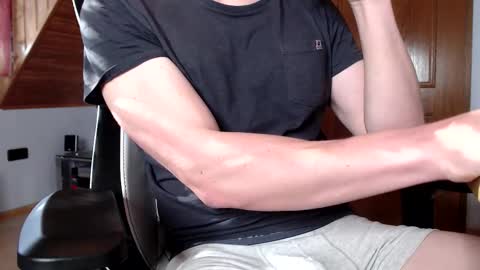 Snapshot of thedome372 chatting on 11.22.25 thedome372 online show from 11.22.25