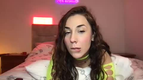 Snapshot of theexotic_ chatting on 01.05.26 theexotic online show from 01.05.26