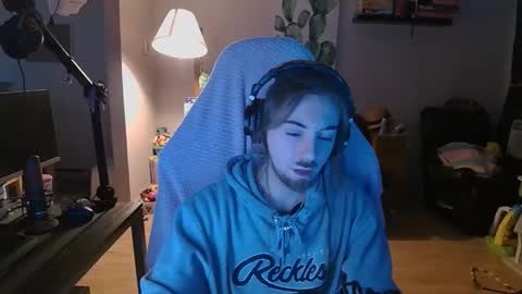 Snapshot of thefabuloussam chatting on 12.16.24 Thefabulousam Independent Model online show from 12.16.24