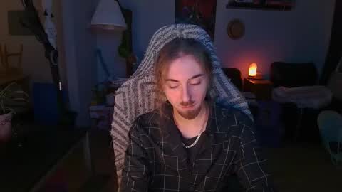 Snapshot of thefabuloussam chatting on 10.23.25 Thefabulousam Independent Model online show from 10.23.25