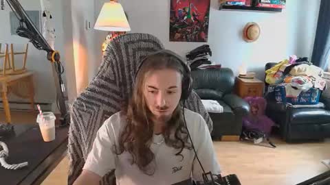 Snapshot of thefabuloussam chatting on 11.21.25 Thefabulousam Independent Model online show from 11.21.25