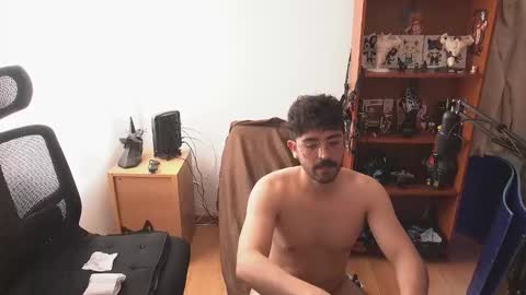 Snapshot of thefckingwolf chatting on 03.07.26 Wolf Independent model online show from 03.07.26