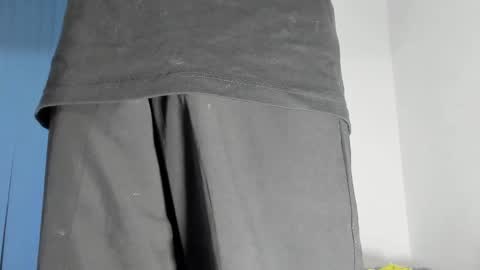 Snapshot of theferxxo_12 chatting on 10.30.25 independent Model online show from 10.30.25