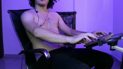 Snapshot of thefetishlord chatting on 01.02.25 Seb online show from 01.02.25