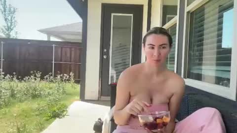 Alyssa Rhoades online show from 03.24.26