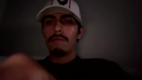 Snapshot of theglorious2002 chatting on 11.29.25 theglorious2002 online show from 11.29.25