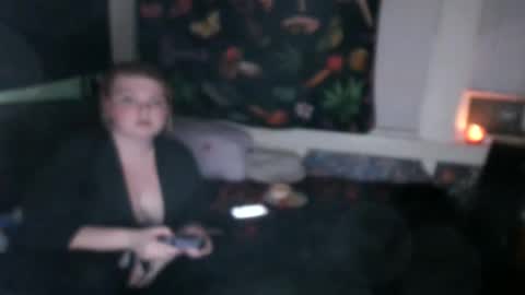 Snapshot of thehotfoxdd chatting on 09.20.25 fuzzyfox online show from 09.20.25