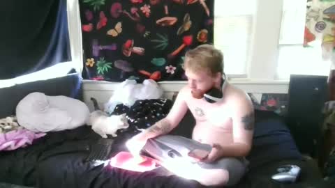 Snapshot of thehotfoxdd chatting on 09.26.25 fuzzyfox online show from 09.26.25