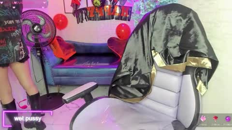 Theia  online show from 11.03.25