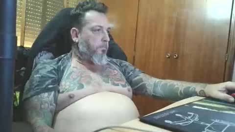 Snapshot of thekier chatting on 01.07.26 thekier online show from 01.07.26